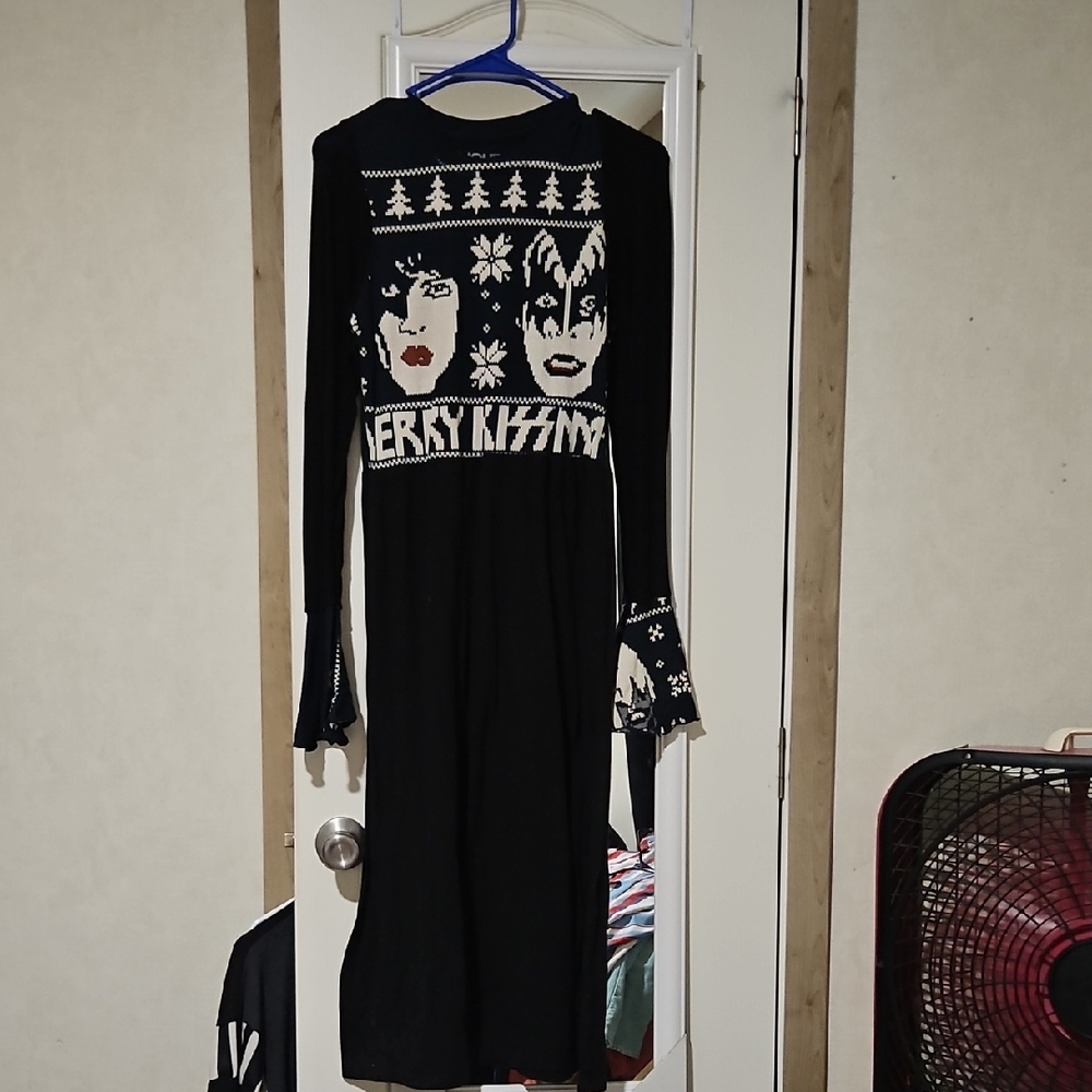 Custom Kiss Dress Small